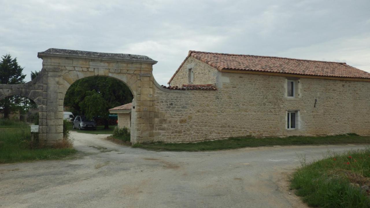Le Logis Du Bouil Bed and Breakfast Champagne  Εξωτερικό φωτογραφία